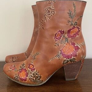 L’ARTISTE Spring Step Ankle Boots 7.5M